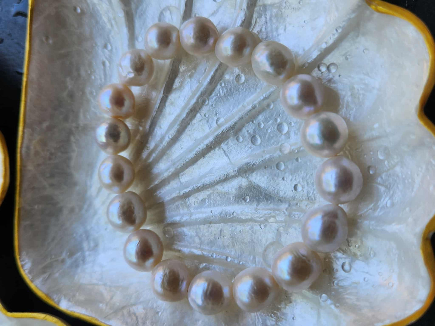 Camellia Natural Baroque |Pearl Bracelet