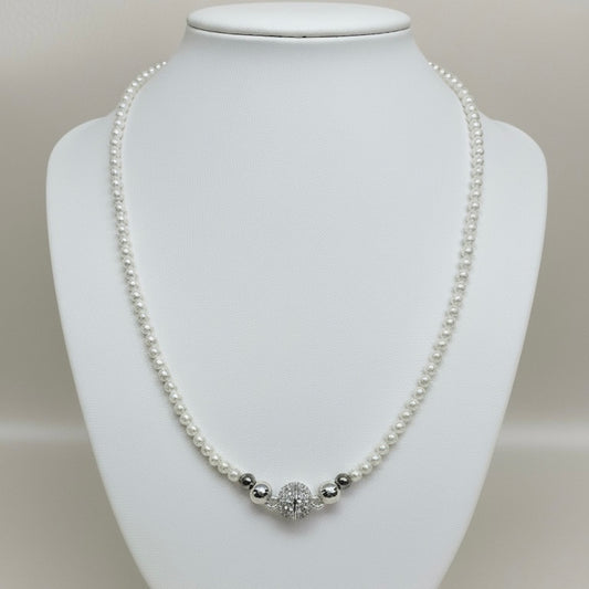 Aster| Beaded Pearl Necklace