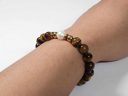 Earthen Charm Tiger's Eye and Pearl Bracelet