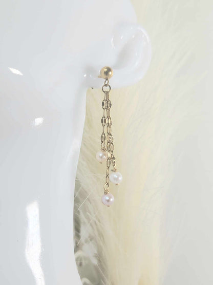 Dhalia Daze Drop Dangling / Freshwater Pearl Earrings