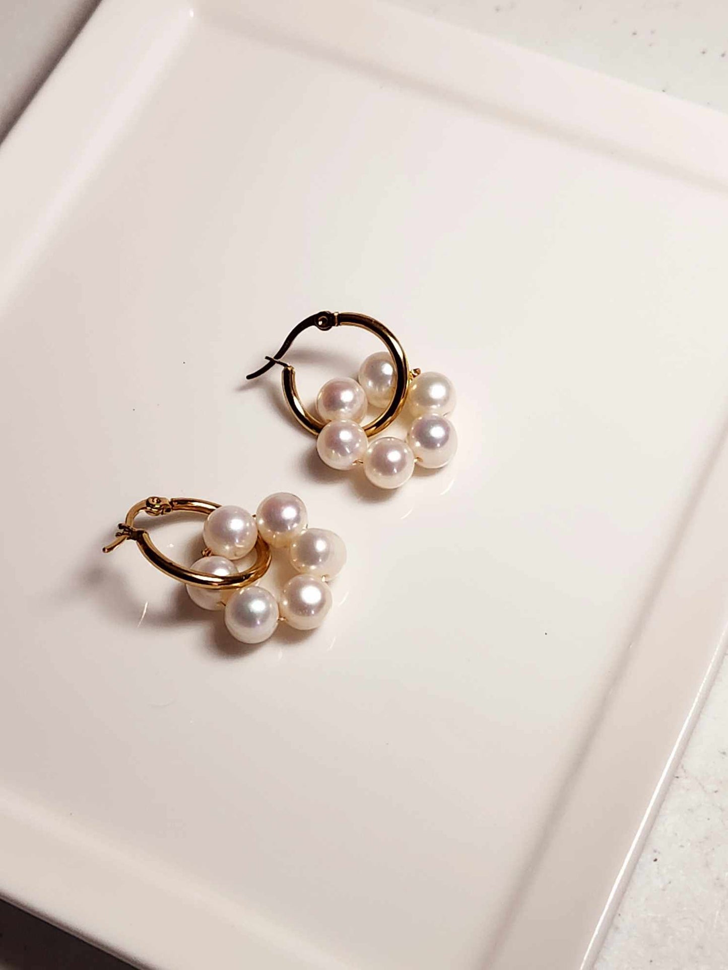 Elegant Small Chain Pearl Hoop Earrings