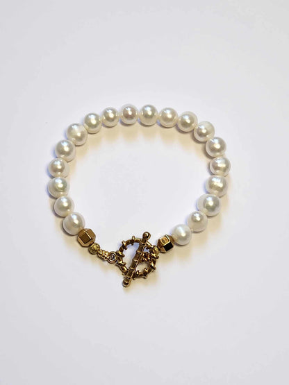 Mermaid's Treasure Pearl Bracelet