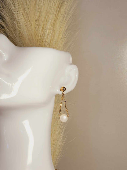 Buttercup Pearl Zirconia Earrings| Fresh water Pearl Jewelry