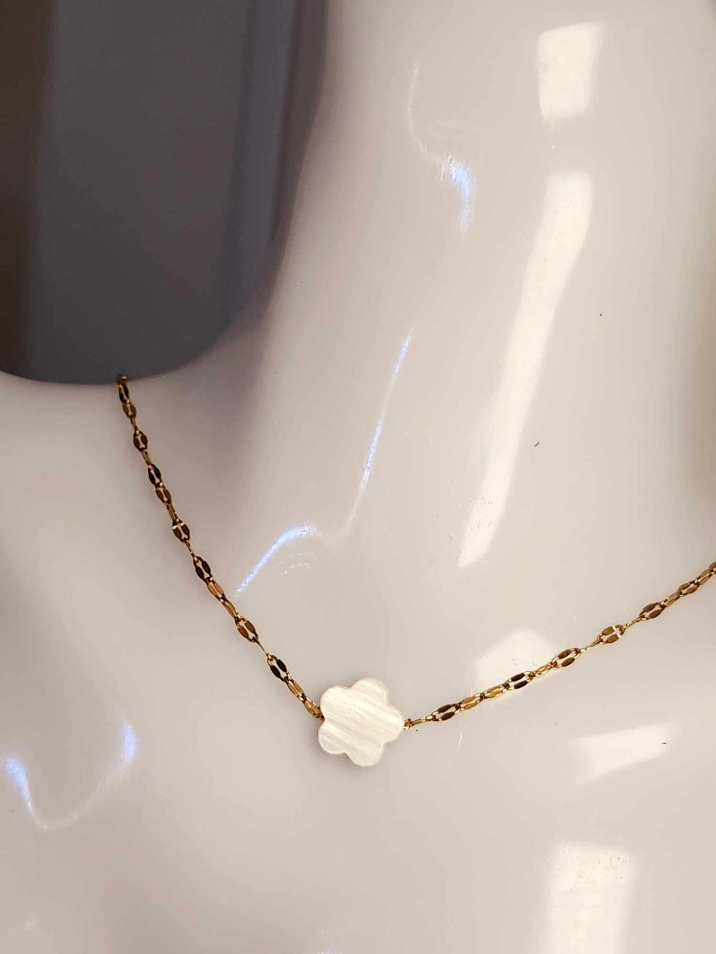 Clover Pearl Necklace| Clover Fresh water Pearl