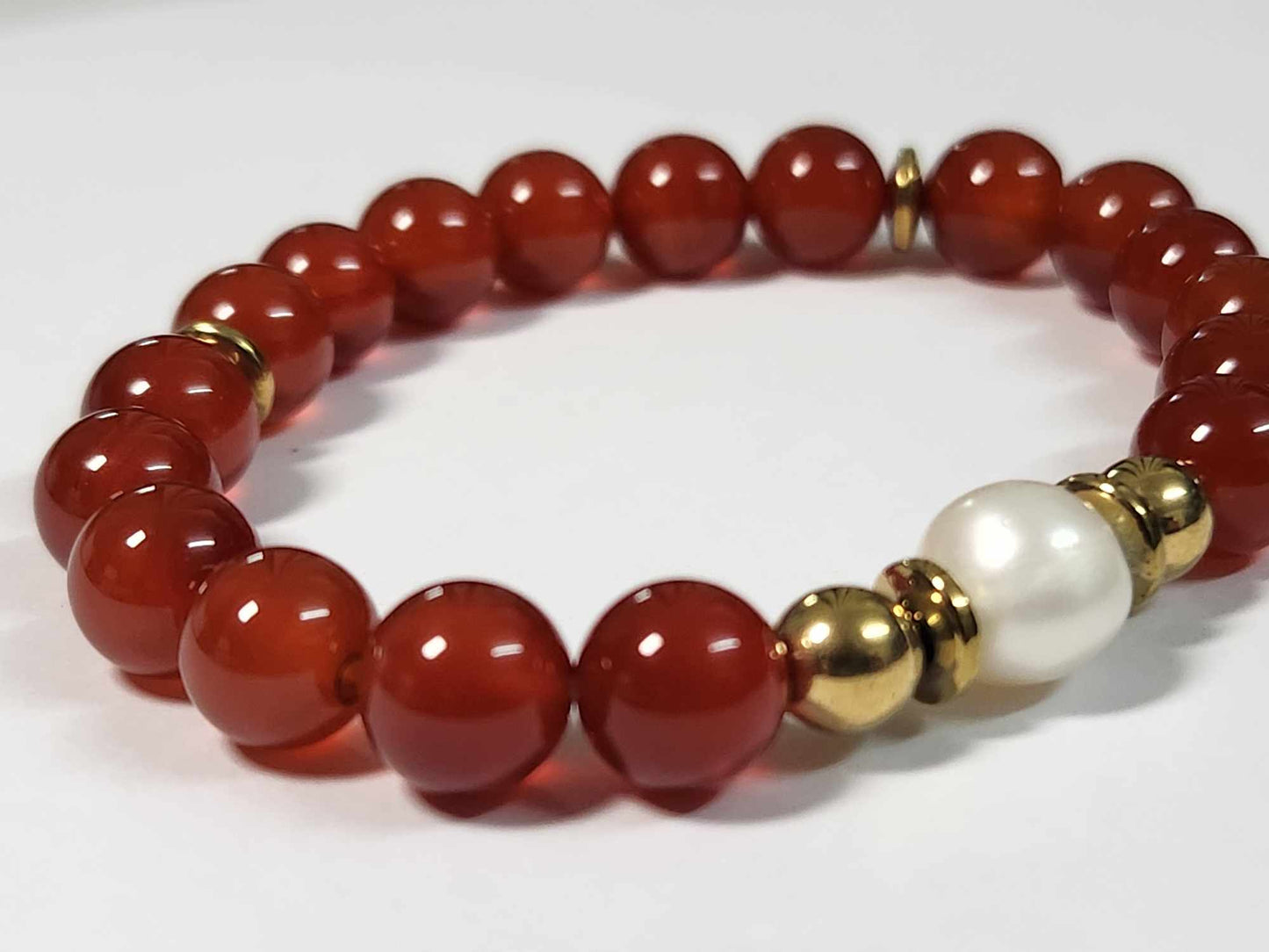 Vibrant Crimson Jade and Pearl Bracelet