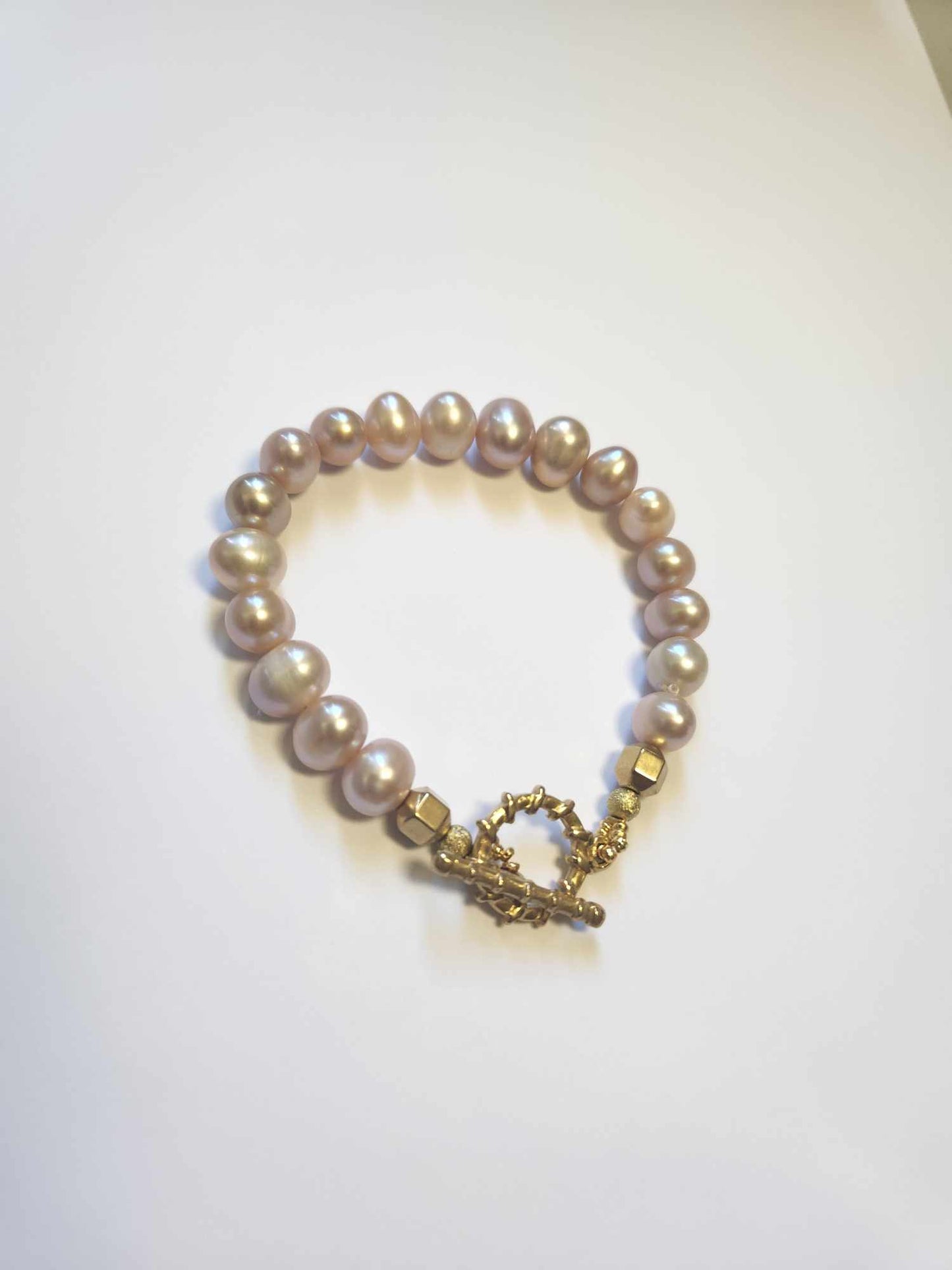 Mermaid's Treasure Pearl Bracelet