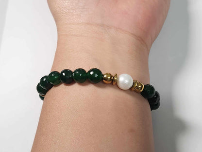 Enchanted Forest Green Jade and Pearl Bracelet