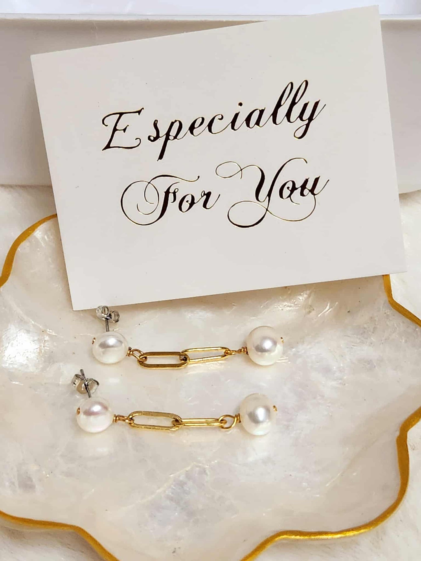 Lily Freshwater Pearl | Drop Earrings
