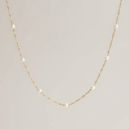 Pura | Dainty Pearl Necklace