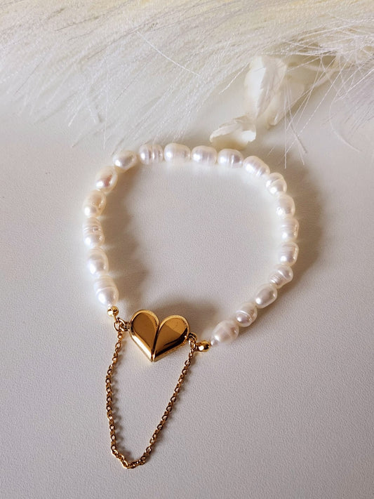 Camellia Heart [Freshwater Pearl Bracelet